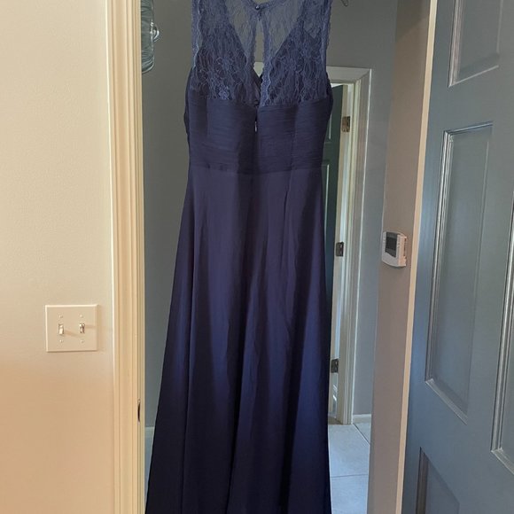 NWT navy formal dress. Size Medium - Picture 2 of 3